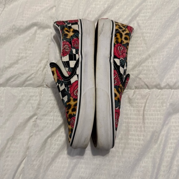 Vans Rose Checkered Slip-On Sneakers cheetah - Picture 5 of 7